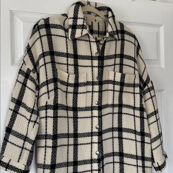 H&M Oversized Lightweight Plaid Button-Up Shirt Jacket -Shacket  - Size 2/Small - Picture 2 of 8